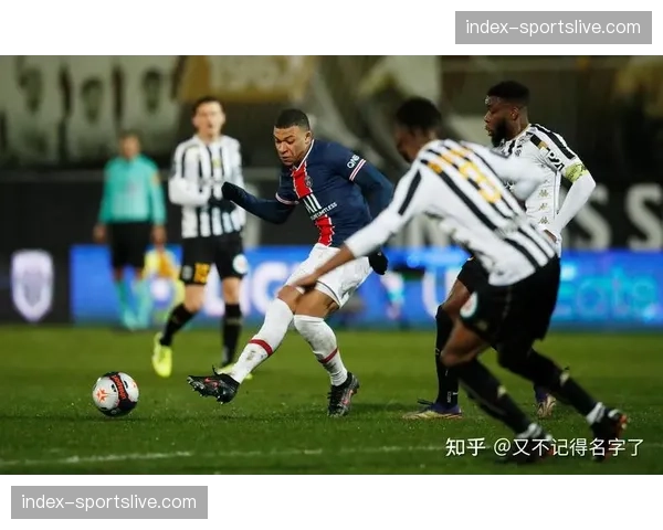 欧洲手球冠军联赛四分之一决赛前瞻:巴黎圣日耳曼与马格德堡的卫冕冠军之战 欧洲手球冠军联赛四分之一决赛前瞻:巴黎圣日耳曼与马格德堡的卫冕冠军之战