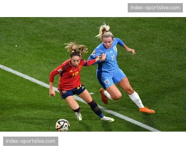 西班牙女足球星普特拉斯伤愈复出后首次接受长篇专访