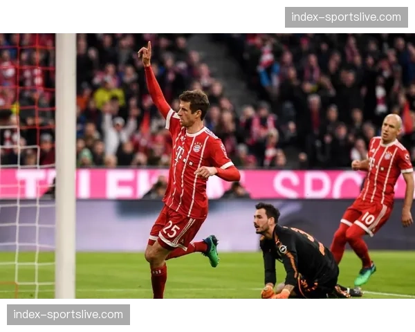 德甲：拜仁慕尼黑3-1多特蒙德，凯恩点射建功扩大榜首优势